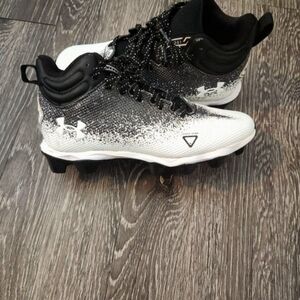 Boys Under Armour Cleats - Boys' UA Spotlight Franchise RM 2.0 Jr. Football
